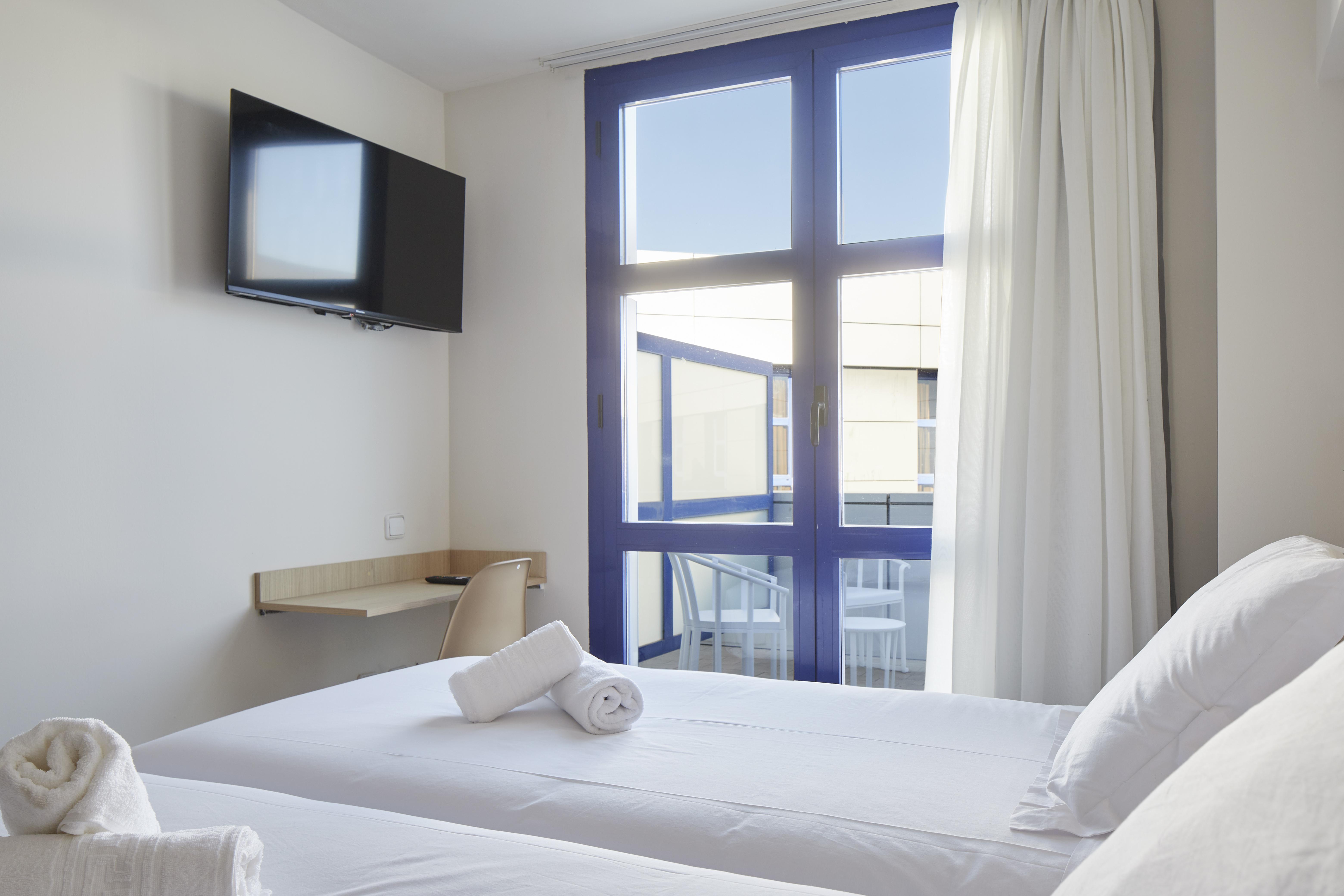 Iraipe Logrono Hotel Buitenkant foto