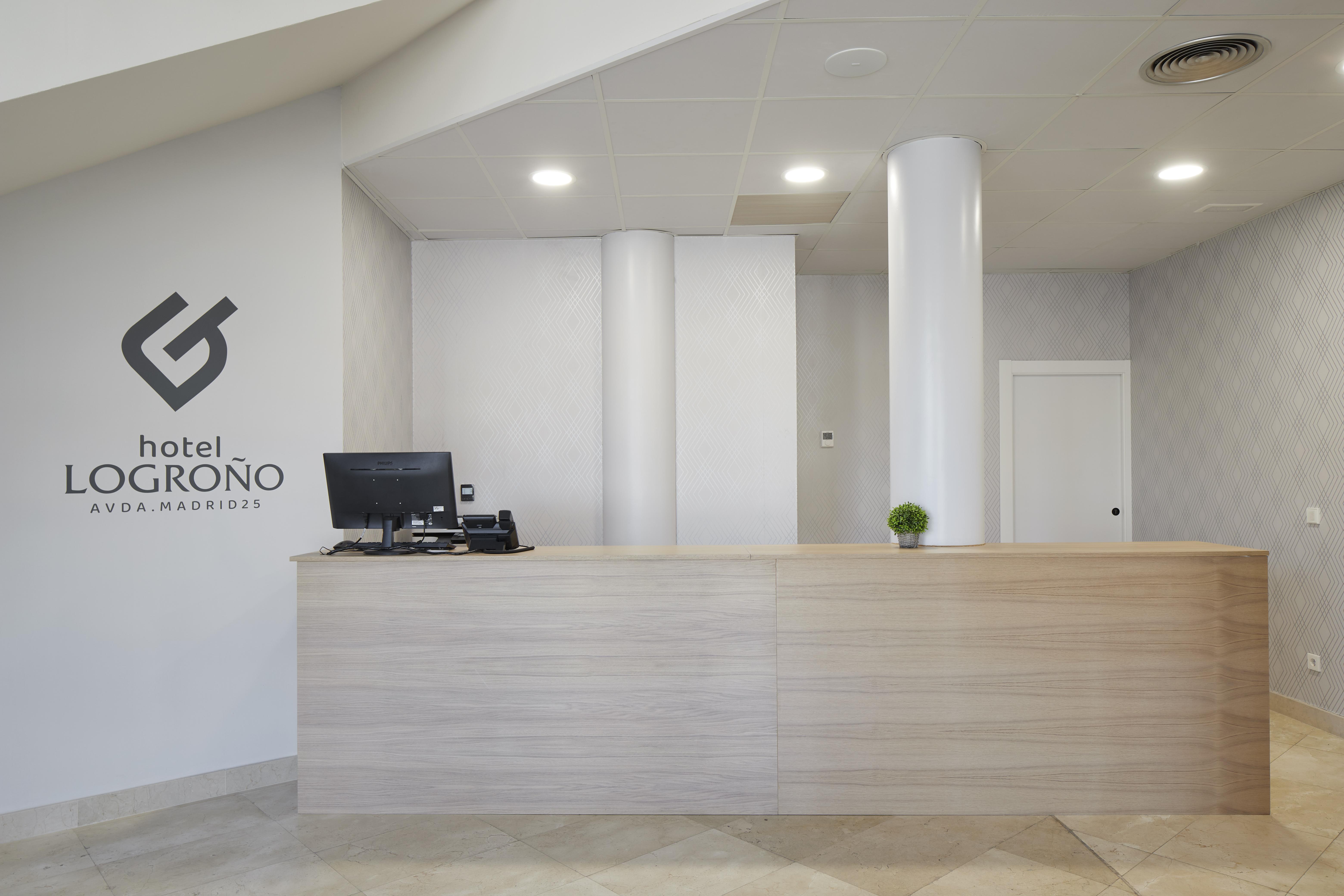 Iraipe Logrono Hotel Buitenkant foto