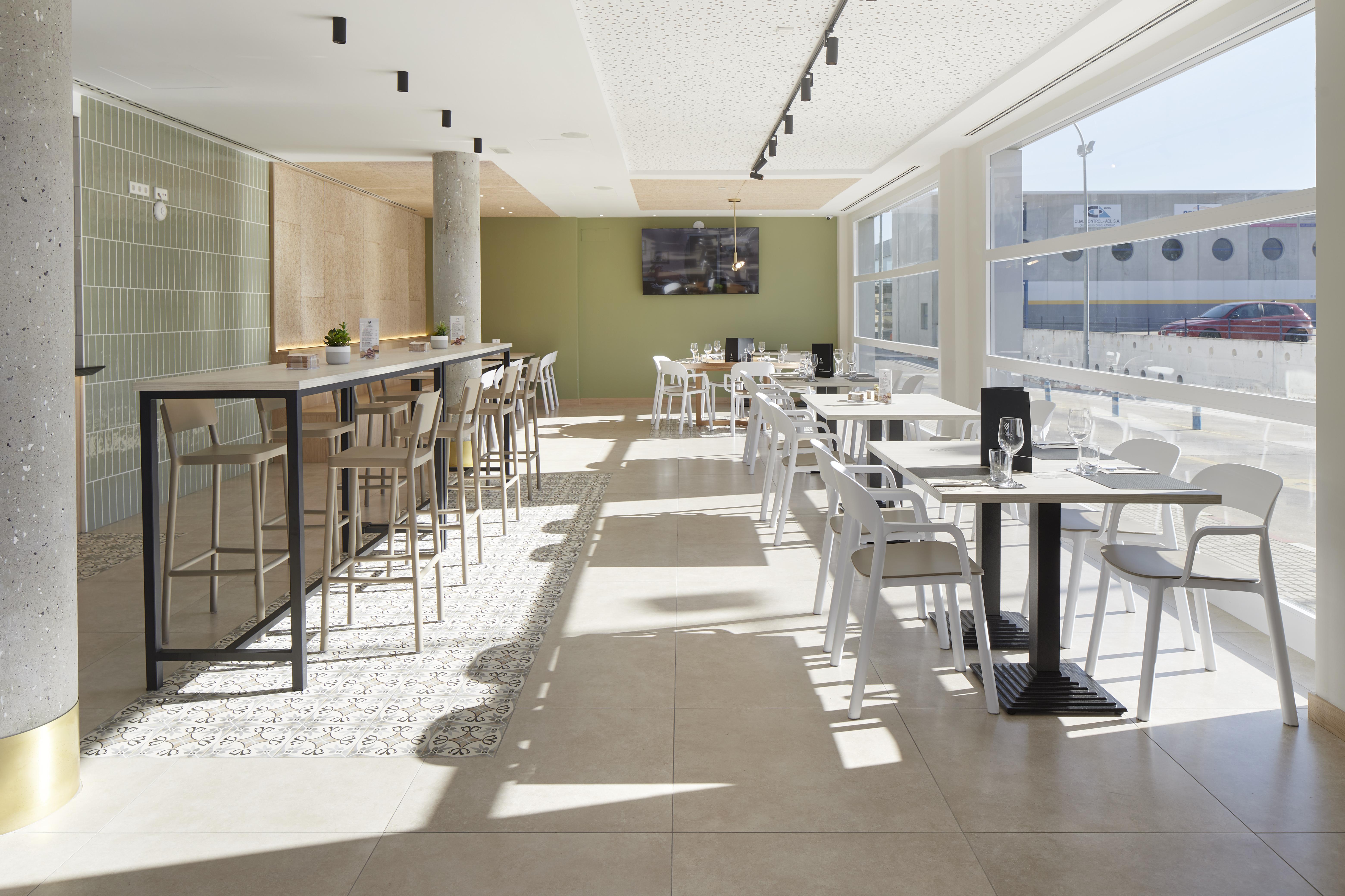Iraipe Logrono Hotel Buitenkant foto