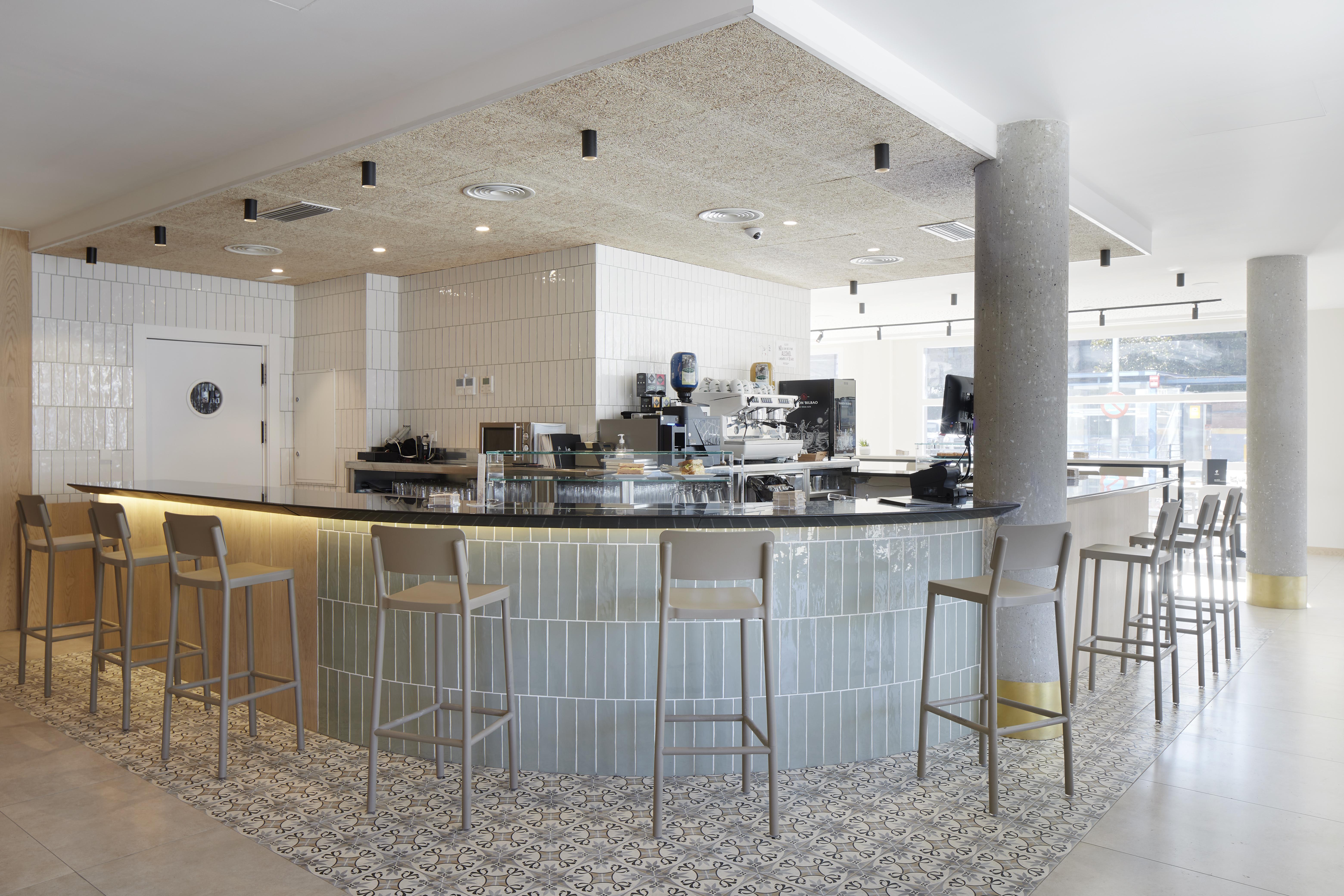 Iraipe Logrono Hotel Buitenkant foto
