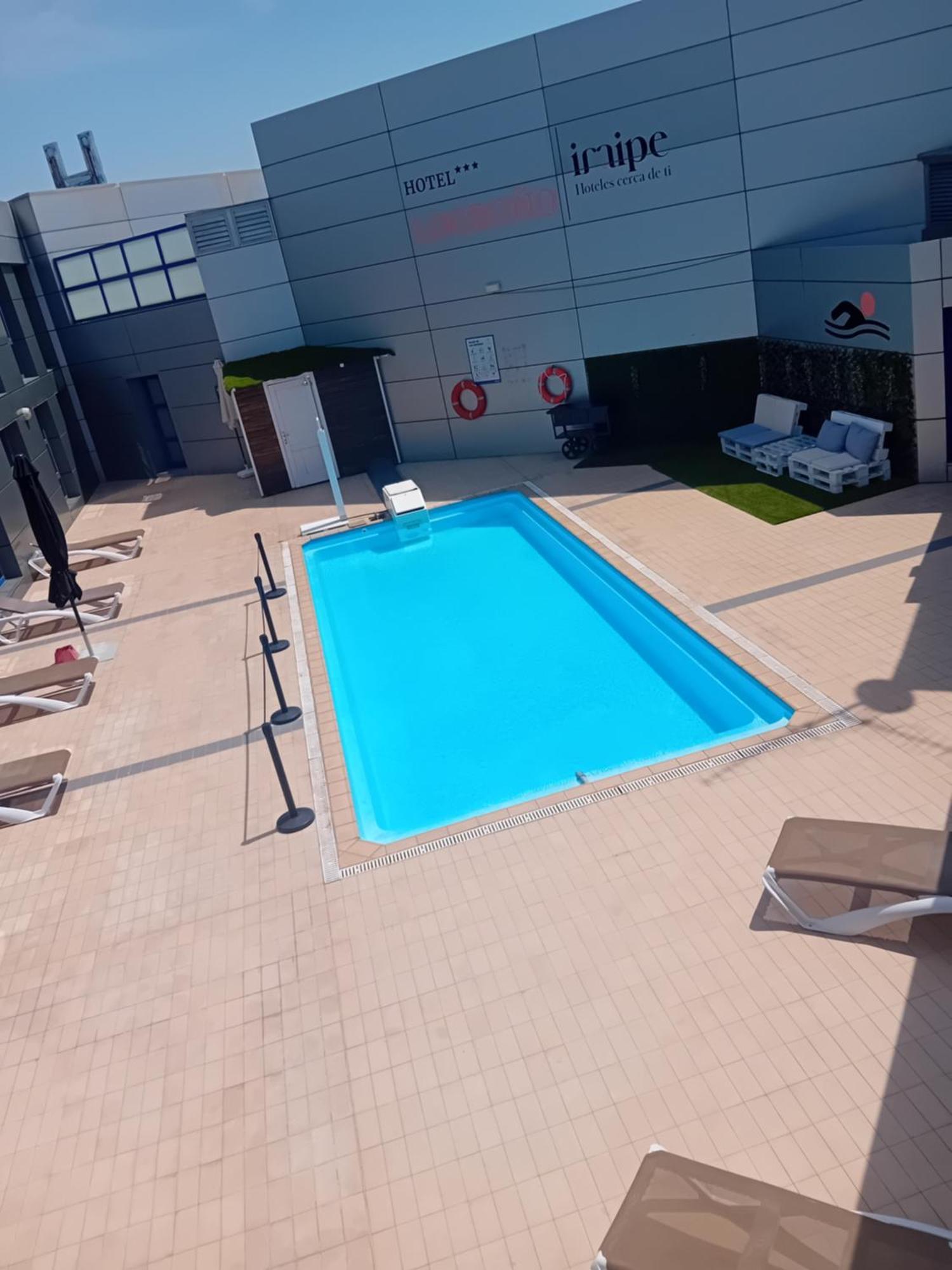 Iraipe Logrono Hotel Buitenkant foto